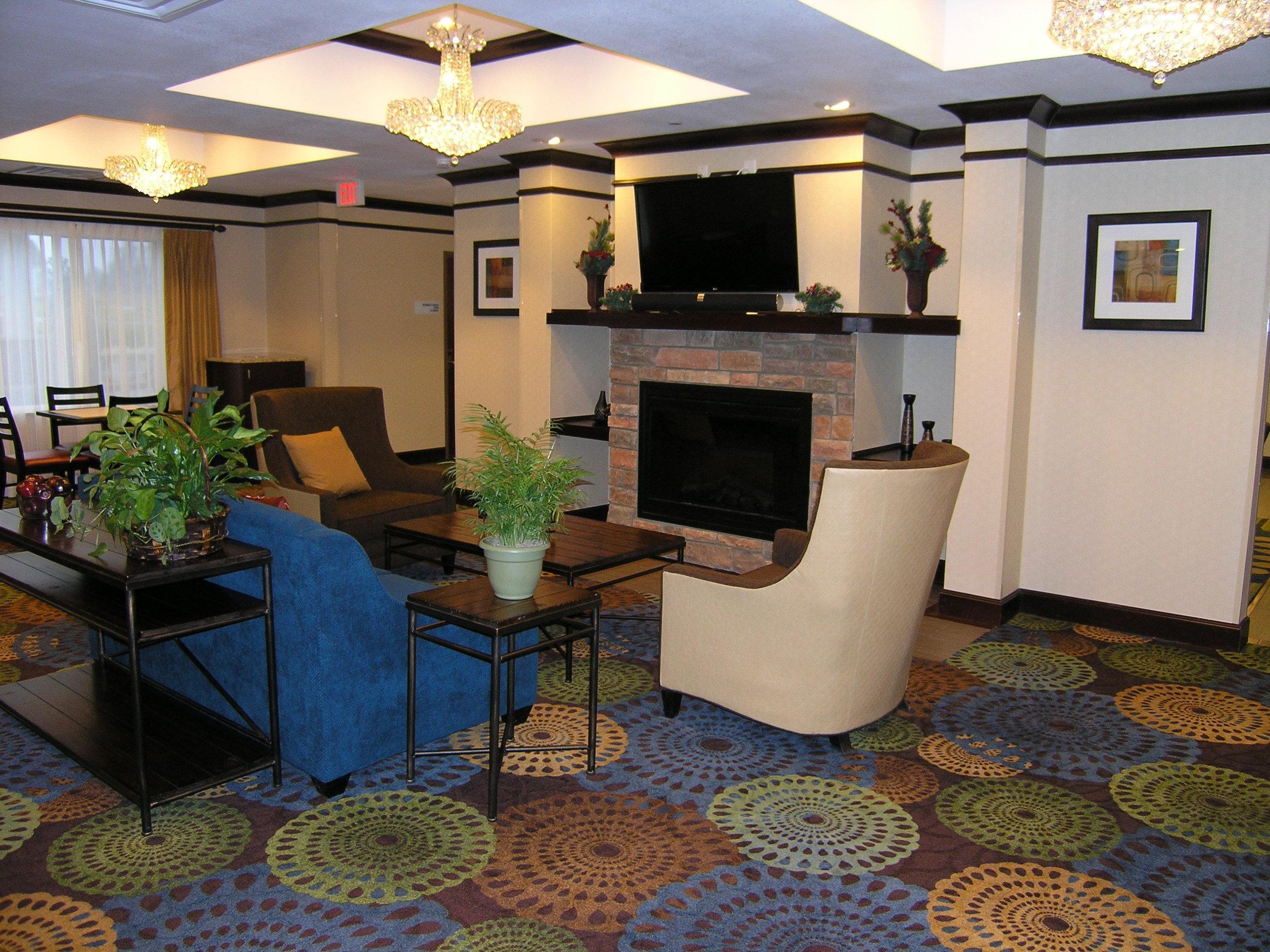 Holiday Inn Express Belle Vernon Экстерьер фото